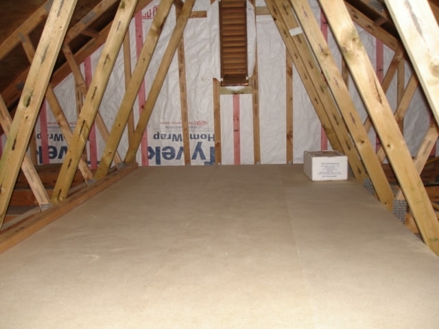 Attic Storage 1-min